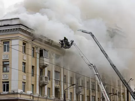 Жителі Покровська та Костянтинівки: Ночуємо у підвалах, без світла та води, але міста тримаються