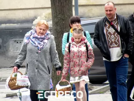 Церковний дрес-код: до храму на свята - у вишиванці, а в будень можна й у джинсах