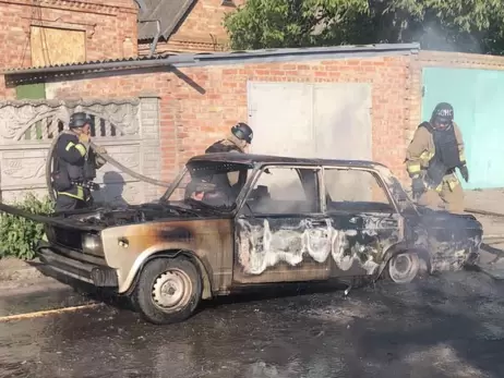 Внаслідок ворожих обстрілів у Нікопольському районі постраждали чотири людини