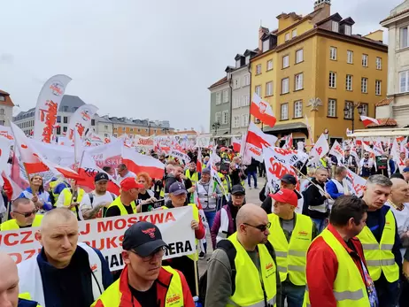 Польские фермеры устроили масштабный протест в центре Варшавы