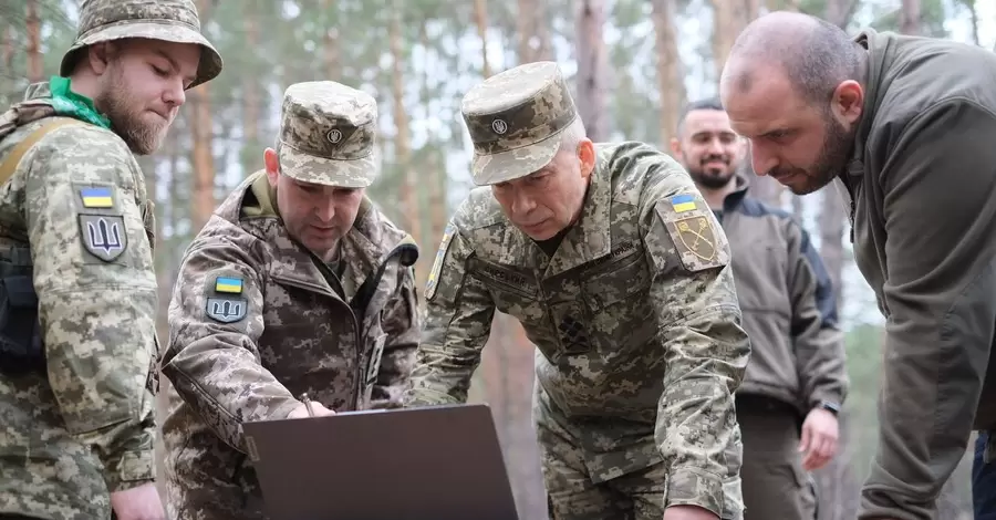 Сирський перевірив бойові частини на Сумщині та Харківщині 