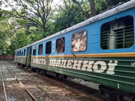 Внаслідок авіаудару по Харкову постраждали дві жінки, є пошкодження у Центральному парку