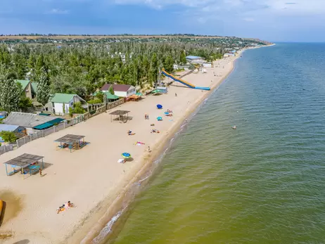 Від Бердянська до Кирилівки: як живуть окуповані курорти України