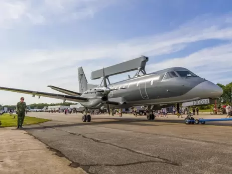 В чем уникальность шведского самолета-разведчика ASC 890, полученного Украиной