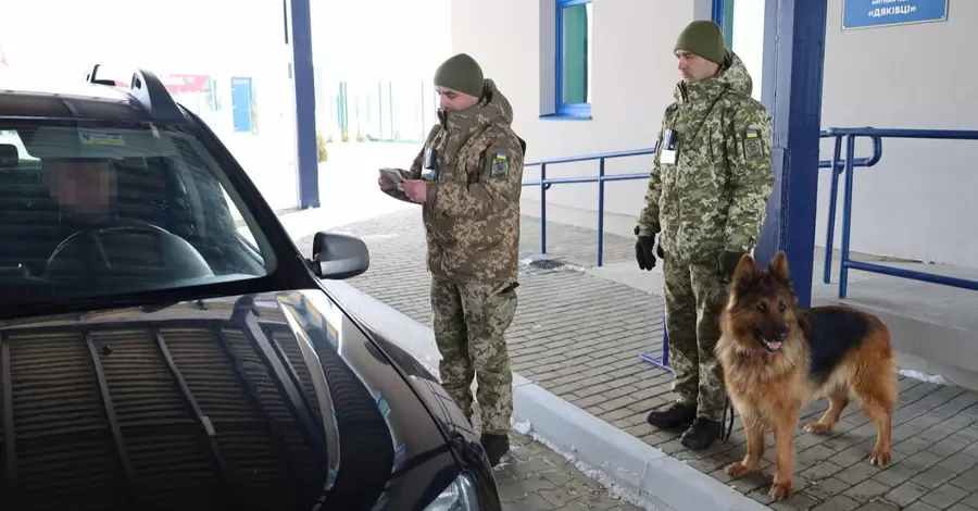 В туристических районах Франковщины и Буковины пограничники усилили проверки граждан 