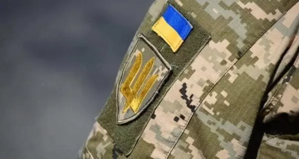 У чернівецькому ТЦК заявили, що ухилянт намагався задушити їхнього співробітника ременем безпеки