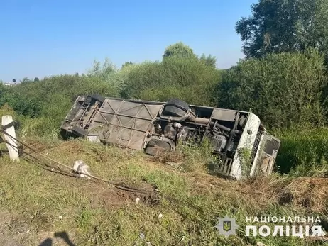 В Тернопольской области перевернулся автобус с паломниками, есть пострадавшие