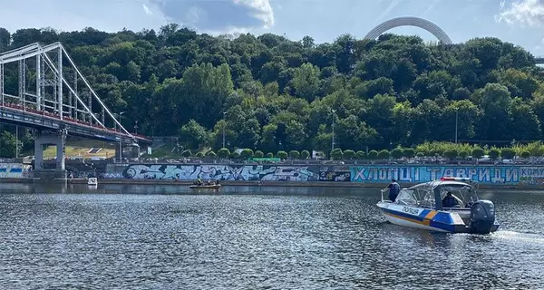 У Дніпро з атракціону зірвався 20-річний хлопець, його продовжують шукати