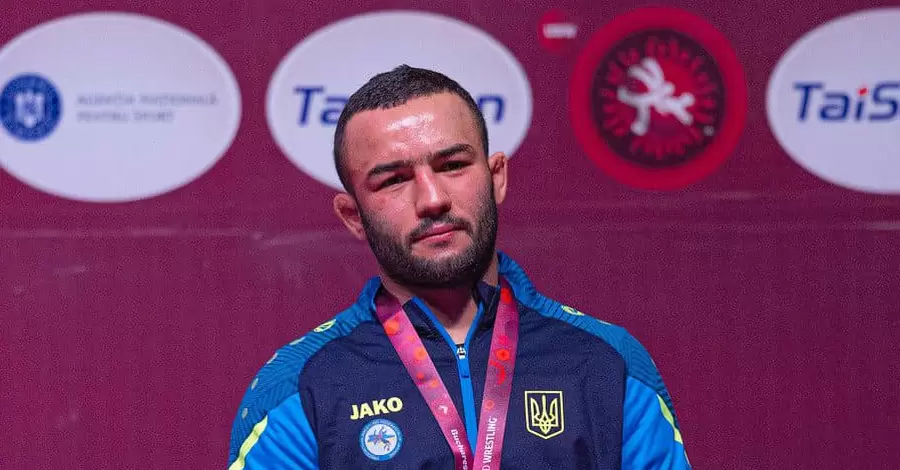 Борець Насібов завоював срібну медаль на Олімпіаді-2024 