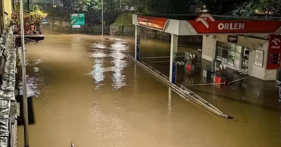 Польща, Чехія, Словенія та інші країни Європи йдуть під воду - повені досягли критичного рівня