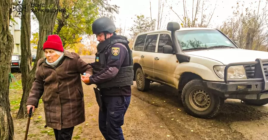 З Куп’янська і навколишніх сіл людей евакуюють бронетехнікою