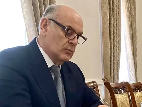 У Абхазії «президент» написав заяву про відставку, але попередив, що може відкликати її 