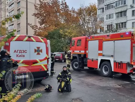  В центре Киева упали обломки российского ударного дрона 