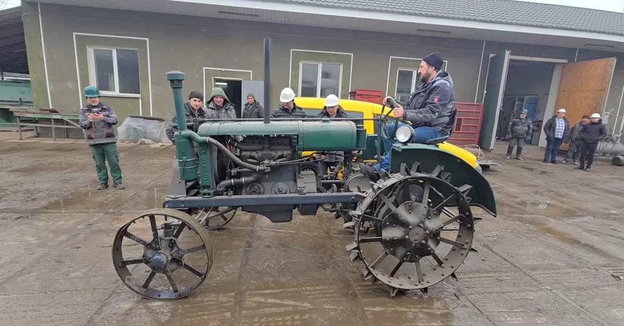 На Вінниччині відреставрували 100-літній  трактор 