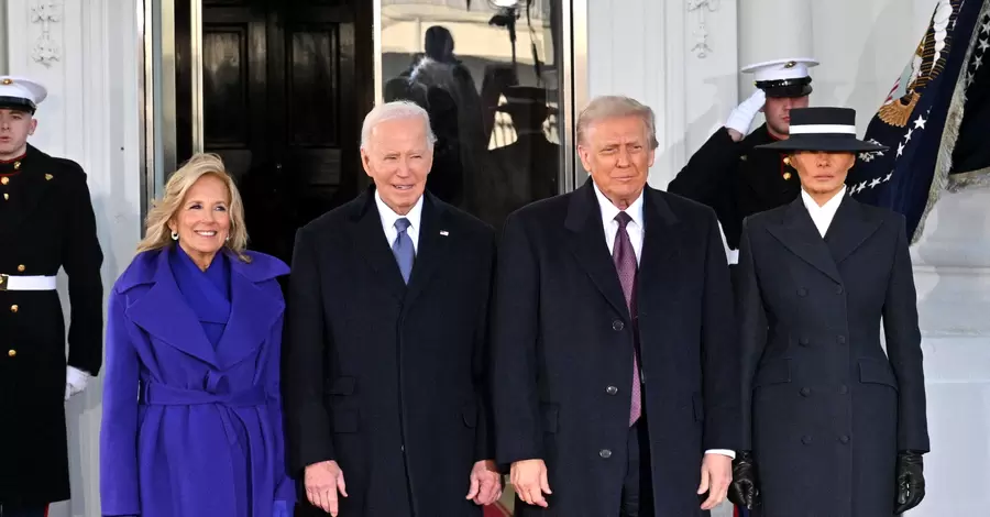 Меланія Трамп та Джилл Байден зустрілися на ґанку Білого дому - цього разу обійшлося без подарунків