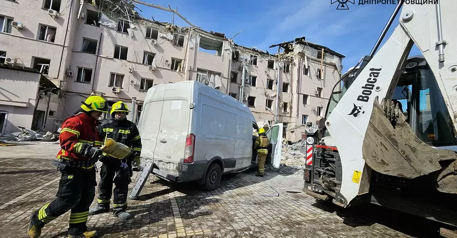 Количество жертв удара по Кривому рогу возросло до пяти - в больнице скончалась женщина