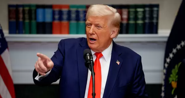 Трамп пригрозил России масштабными санкциями: Сядьте за стол переговоров, пока не поздно