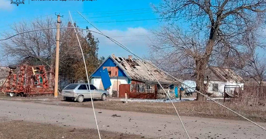 Ночью враг атаковал Черкассы, Никополь и Херсон, повреждены Пункт Несокрушимости и дома