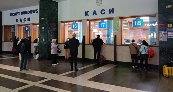 Из-за кибератаки на Укрзализныцю билеты на все поезда продают только на ближайшие двое суток