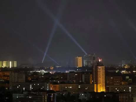 Росіяни вночі випустили по Україні десятки ракет і більше сотні дронів