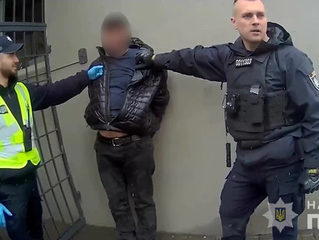 Водій, підозрюваний у смертельній ДТП, наїхав на патрульного та тікав від поліції