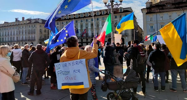 Туманные перспективы временной защиты: что в Европе ждет украинских беженцев в 2026 году