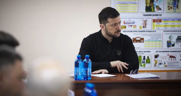 На війні загинуло близько 100 тисяч українських військових, - Зеленський