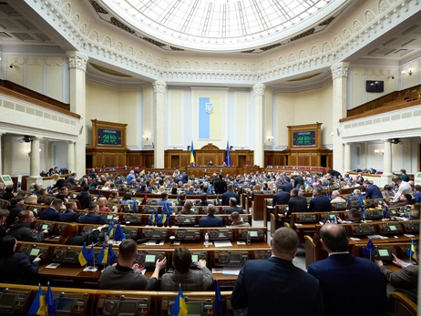 Верховна Рада продовжила воєнний стан та мобілізацію, єдиний голос проти - від Гончаренка