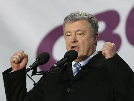 Ближче до вироку: Суд починає розгляд по суті справи Порошенко про держзраду та схеми з Медведчуком