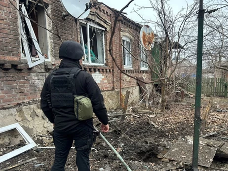 Российские войска ударили авиабомбами по центру Херсона - минимум двое погибших, ранен подросток 