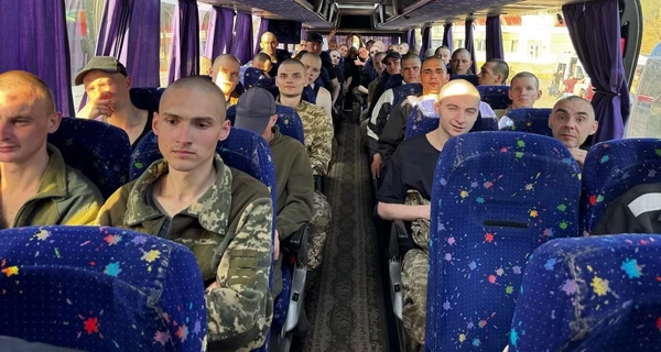 Через три года впервые увиделись только в автобусе – трогательные истории пленных, вернувшихся из России