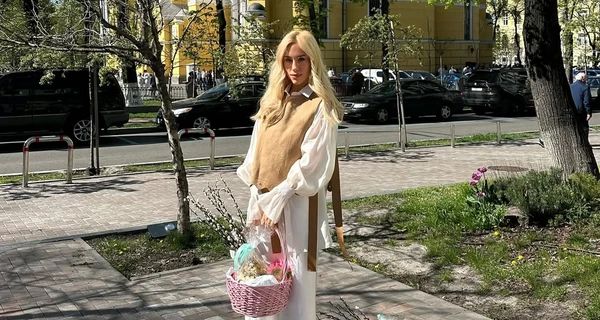 В вышиванках и с корзинами – Цветкова, Цымбалюк, Федишин и другие звезды показали пасхальные инсталлистовки