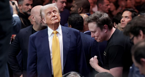 Маск планує з травня «значно скоротити» час роботи в адміністрації Трампа
