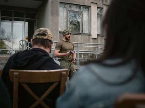 У Могилянці заборонили лекцію військового — погляди виявилися занадто радикальними