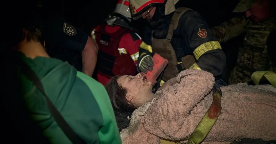 Росія била по Києву балістикою, ракетами та дронами, понад 30 постраждалих госпіталізовано