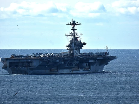 У США затонув винищувач ВМС, який впав у море з авіаносця USS Harry S. Truman