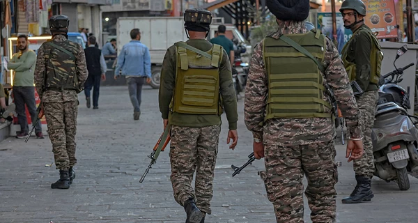 Пакистан заявив, що Індія в найближчу добу може розпочати військові дії