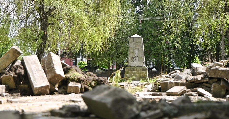 Під час ексгумації на Пагорбі Слави у Львові виявили, що надгробки не відповідають похованням