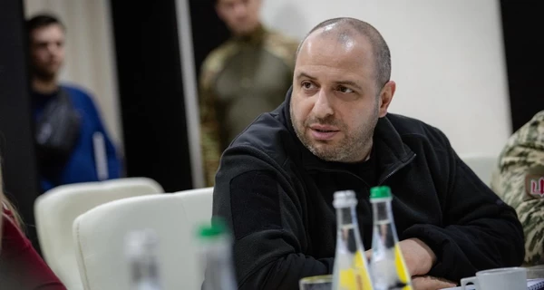 Міністерство оборони об'єднає ДОТ та АОЗ, комісію з реорганізації очолить Жумаділов
