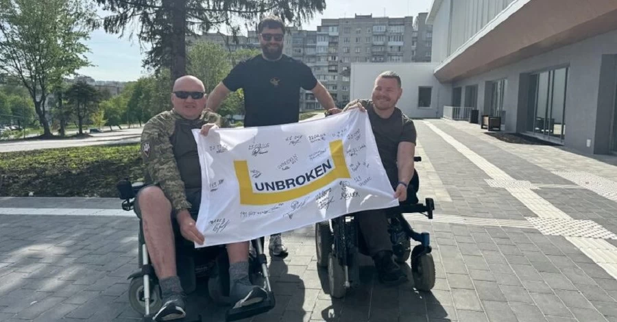 Ветерани з ампутаціями піднімуться до базового табору Евересту, щоб зібрати кошти для лікування захисників