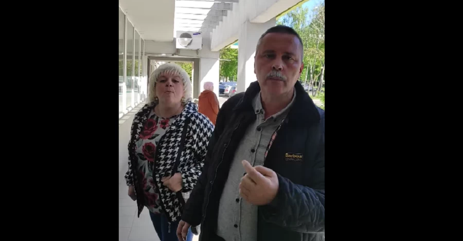 Руки-ноги є, то який ти ветеран? - у Львові жінка та чоловік накинулися на військового