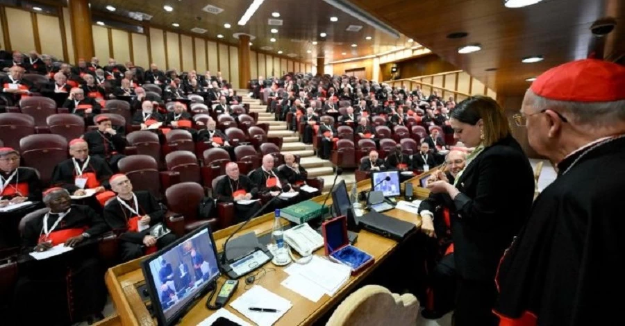 В Ватикане состоялась последняя встреча кардиналов перед конклавом, они аннулировали 