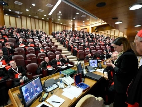 У Ватикані відбулася остання зустріч кардиналів перед конклавом, вони анулювали Перстень рибалки, що належав Франциску 