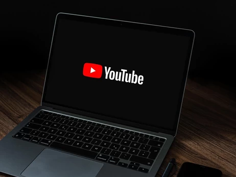 YouTube заблокировал каналы Арестовича и Бондаренко