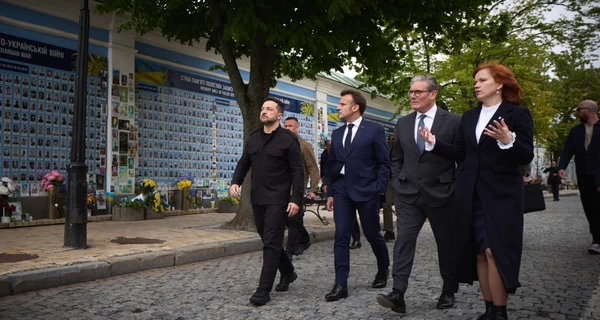 Зеленський провів екскурсію по центру Києва для Макрона та Стармера 