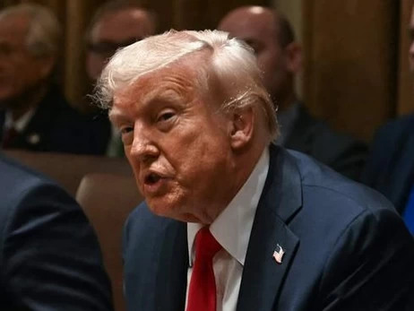 Трамп заявив, що може прилетіти до Стамбула на переговори України та РФ