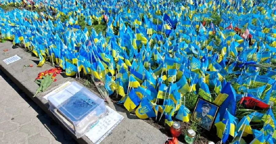 У Мемориала памяти погибших героев в Киеве усилят охрану и запретят развлекательные мероприятия
