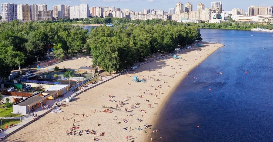 Пляжный сезон в Киеве открывать не будут, а горожан просят избегать мест отдыха на воде