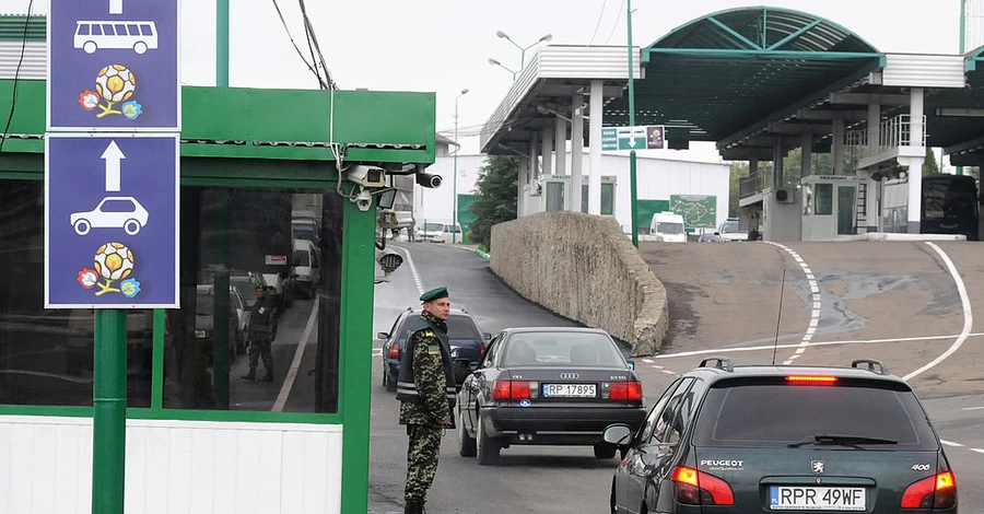 Польща депортувала українця, який їздив п'яним за кермом