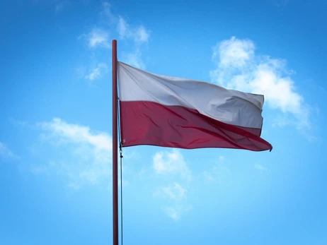 В Польше задержали украинку, которая перевозила нелегальных мигрантов
